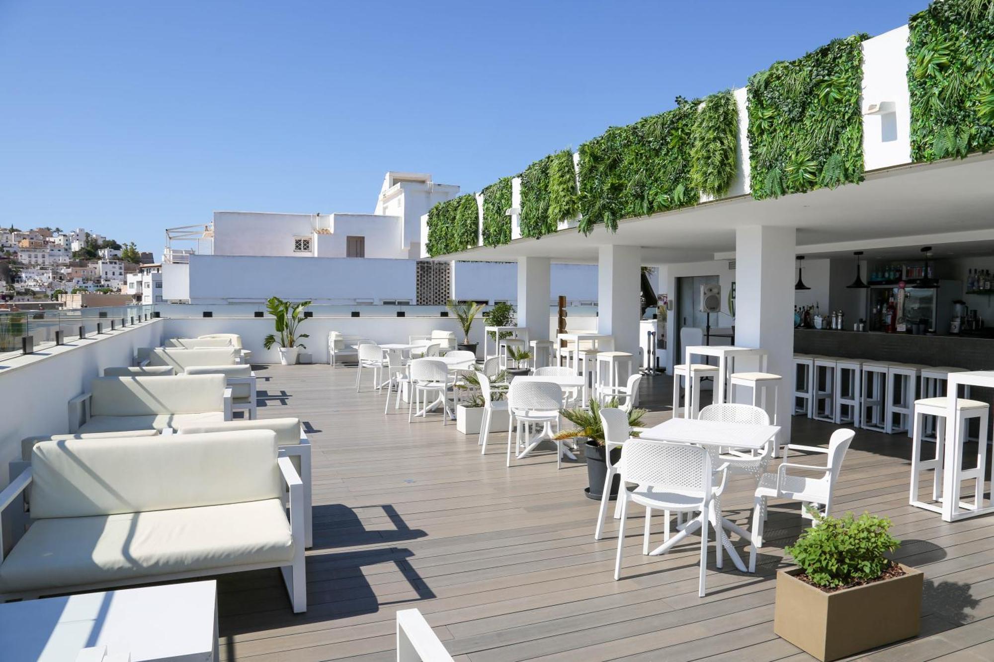 Hotel Eurostars Puerto De Ibiza Esterno foto