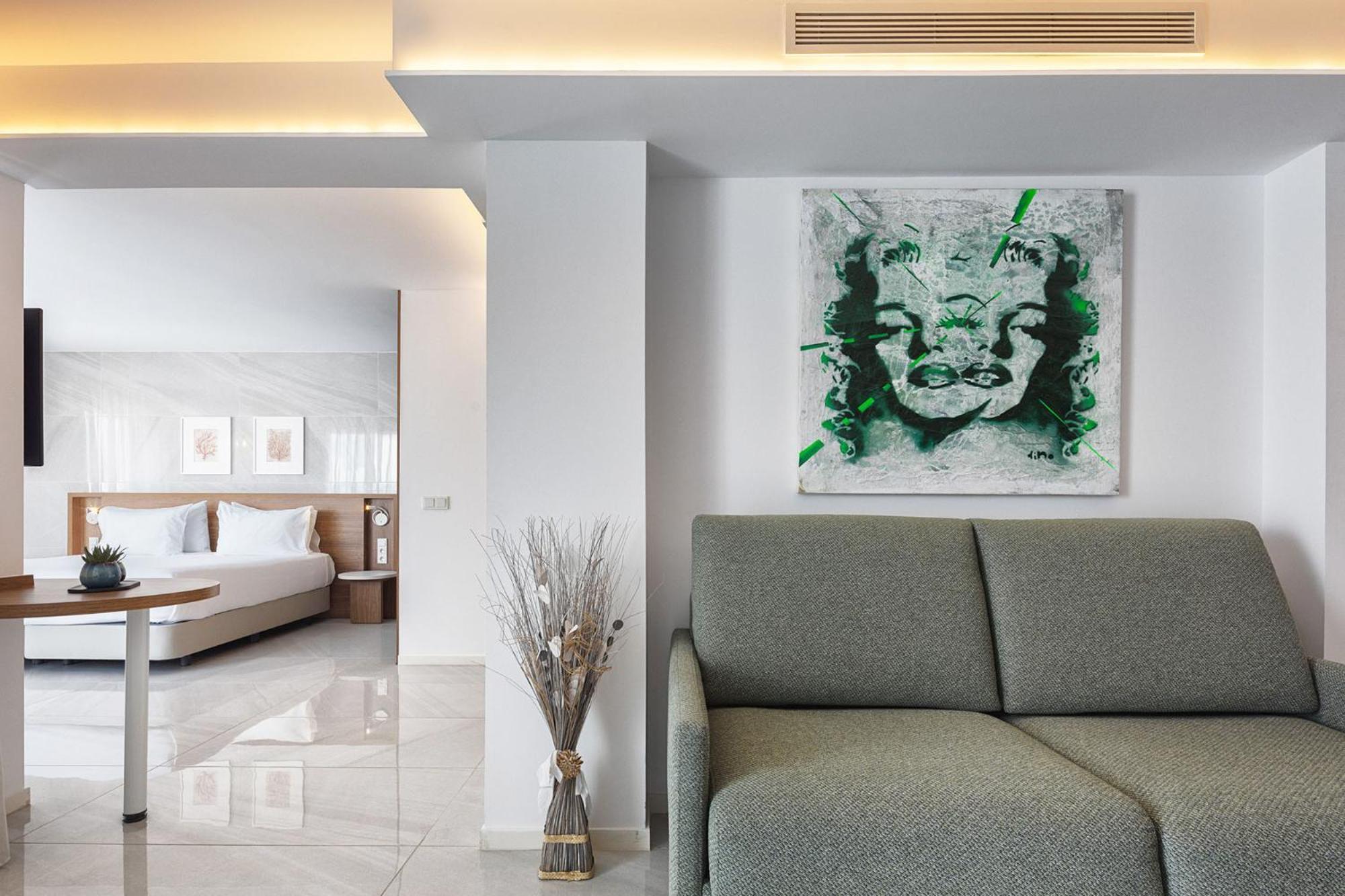 Hotel Eurostars Puerto De Ibiza Esterno foto