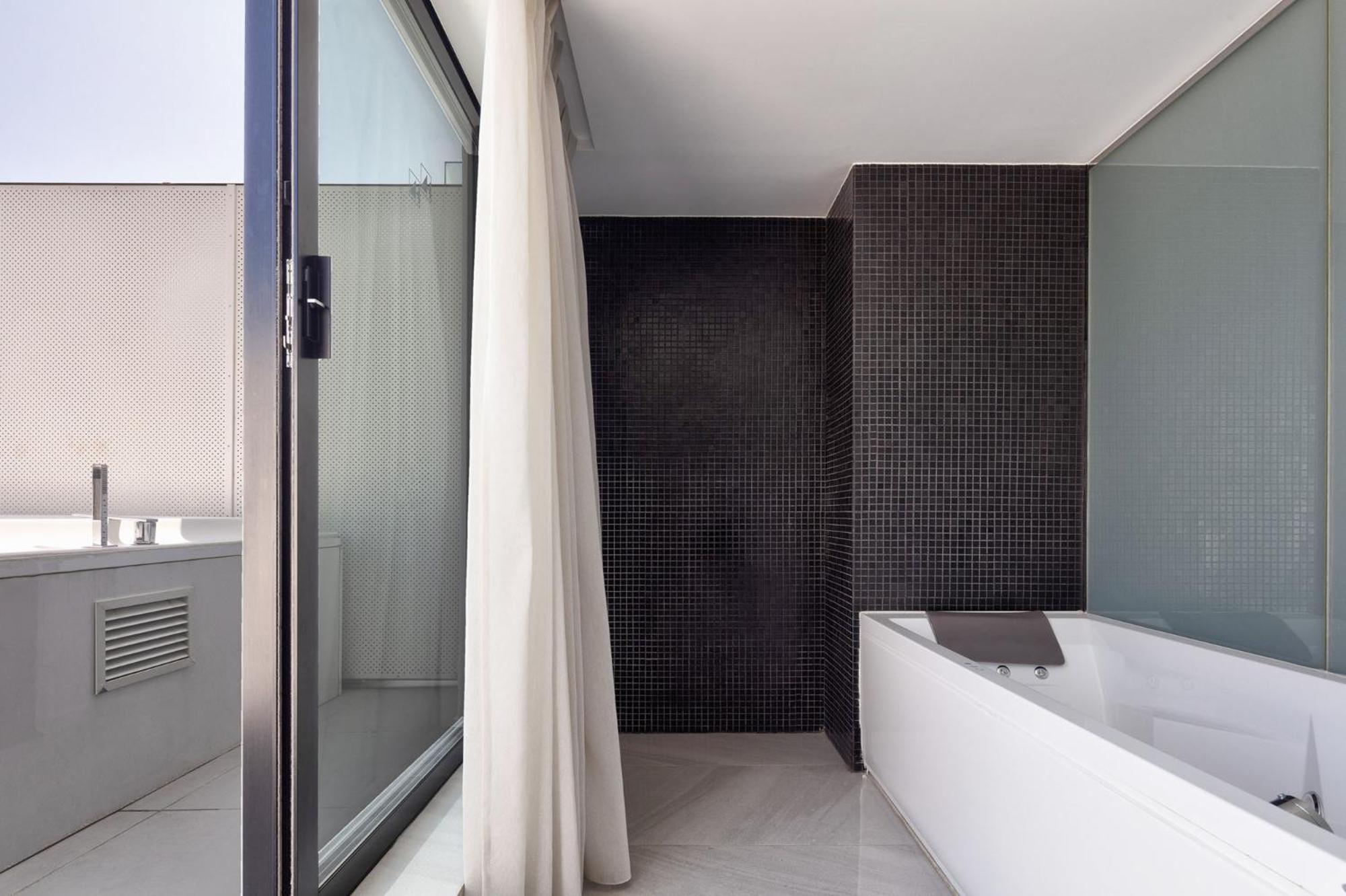 Hotel Eurostars Puerto De Ibiza Esterno foto
