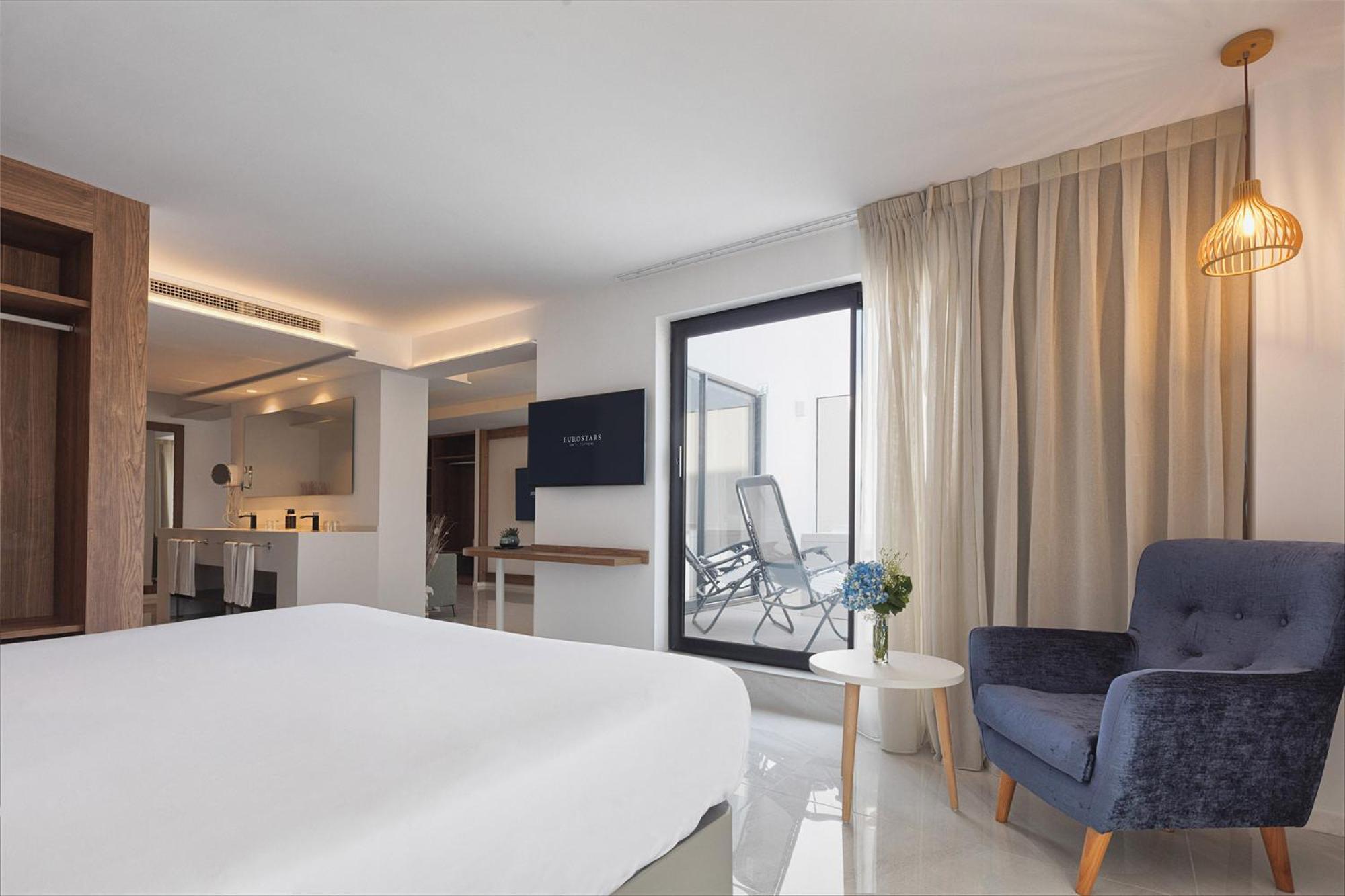 Hotel Eurostars Puerto De Ibiza Esterno foto