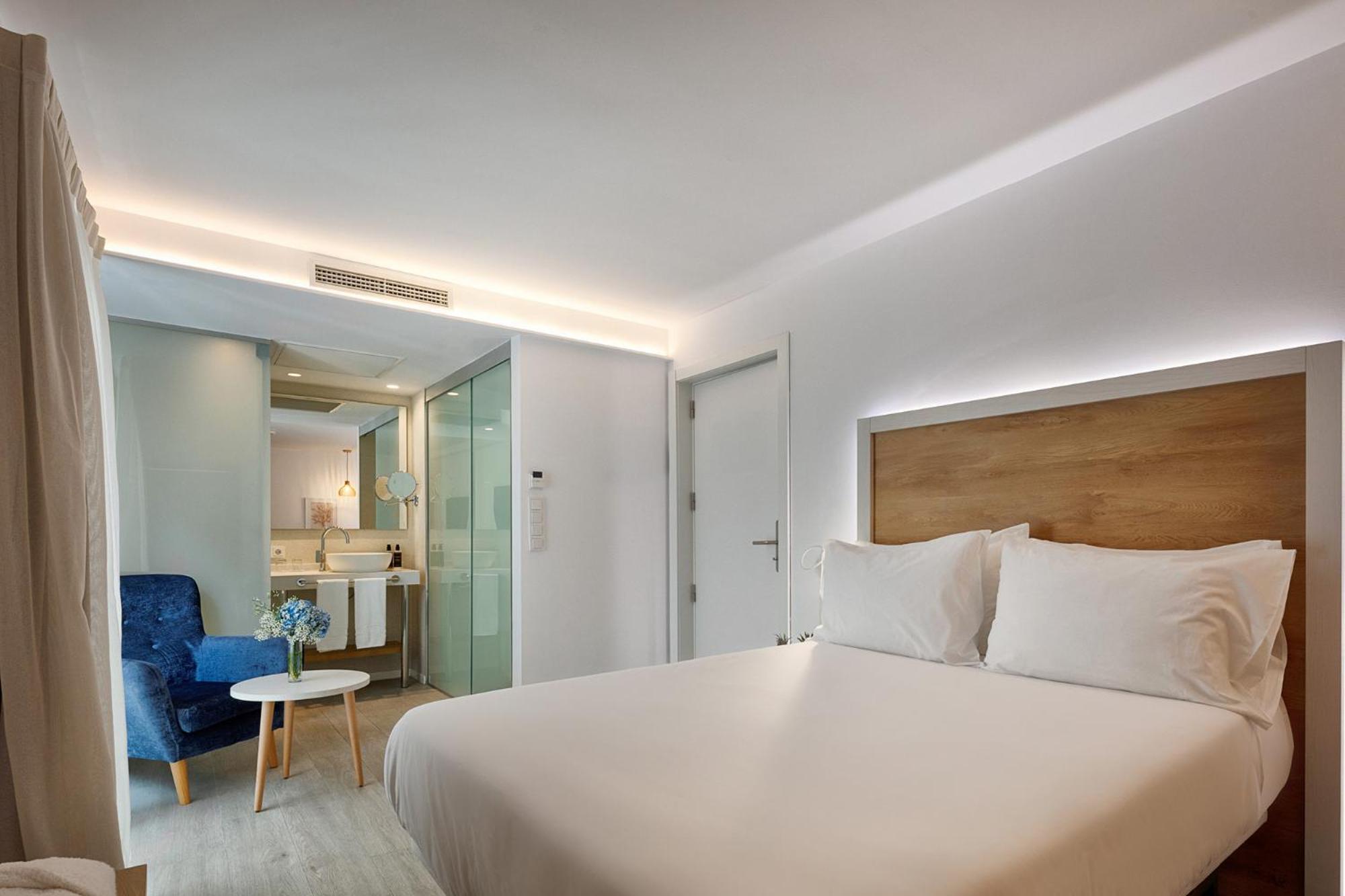 Hotel Eurostars Puerto De Ibiza Esterno foto