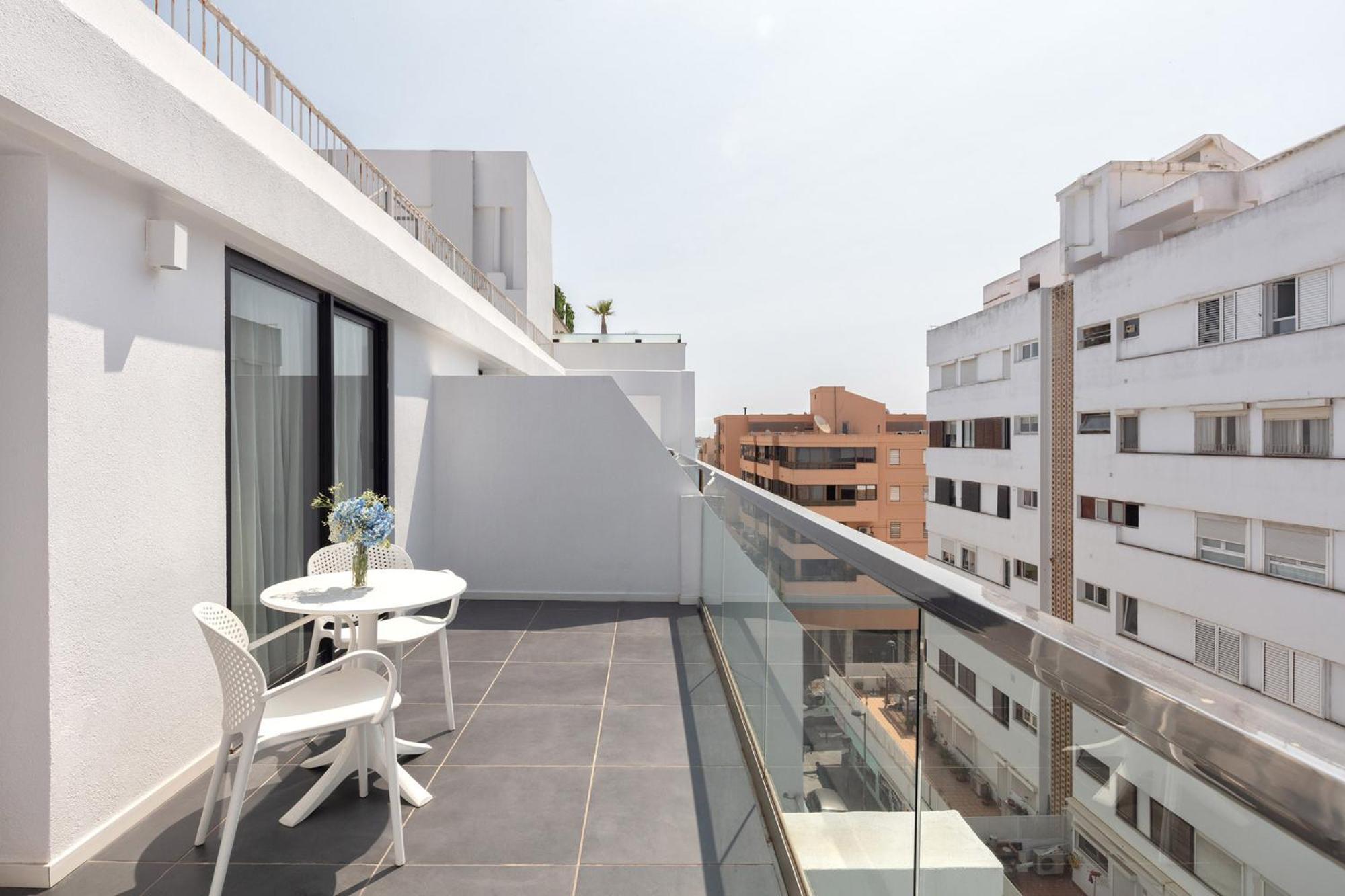 Hotel Eurostars Puerto De Ibiza Esterno foto