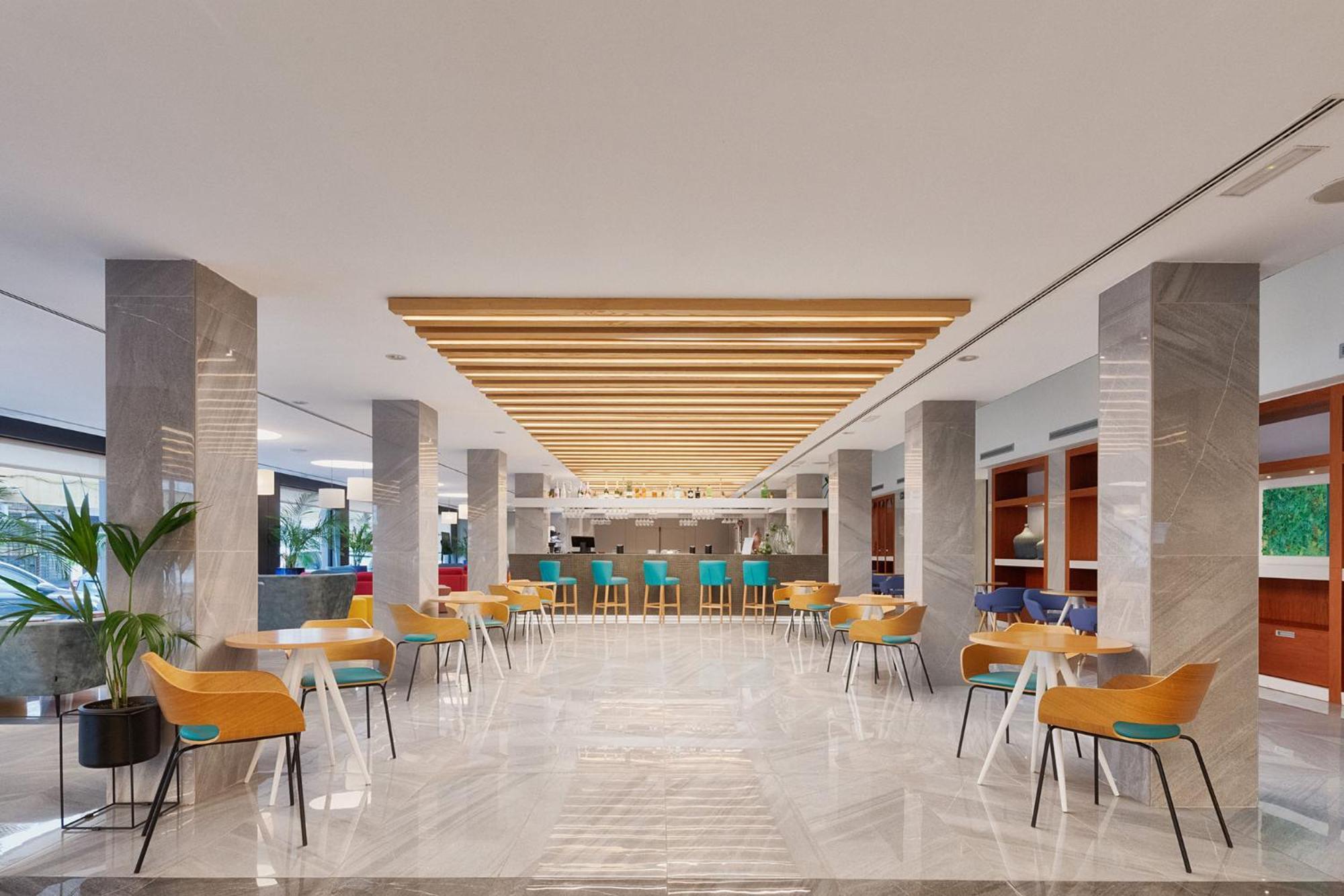 Hotel Eurostars Puerto De Ibiza Esterno foto