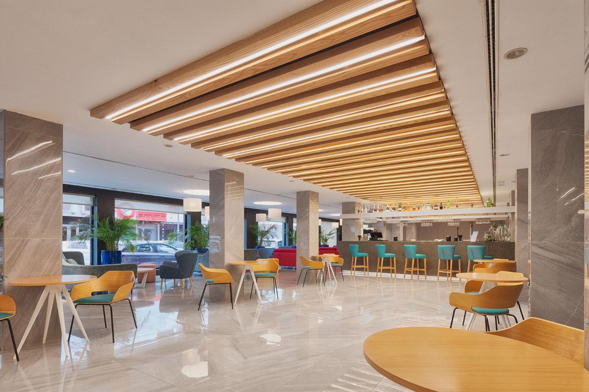 Hotel Eurostars Puerto De Ibiza Esterno foto