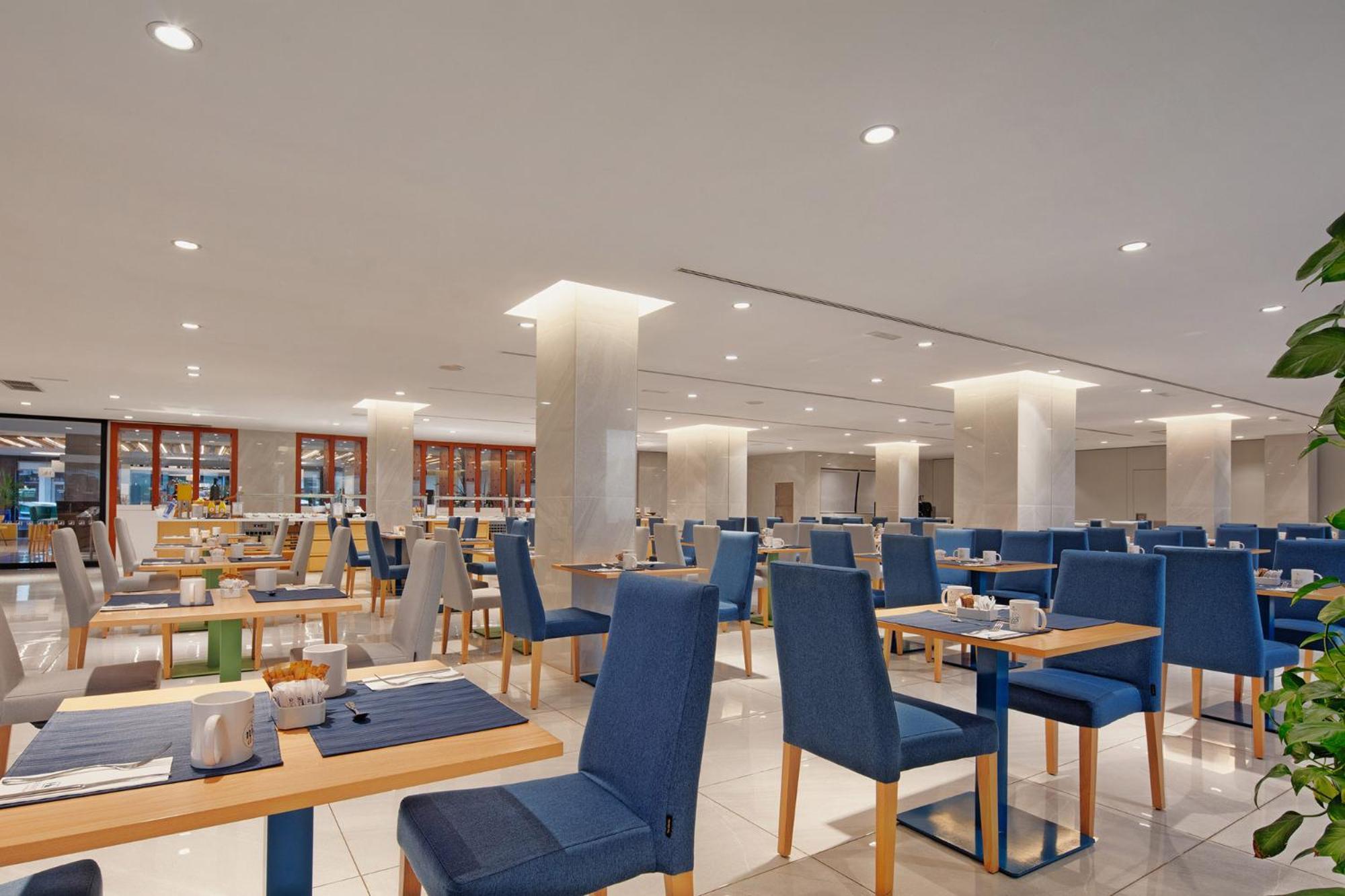 Hotel Eurostars Puerto De Ibiza Esterno foto